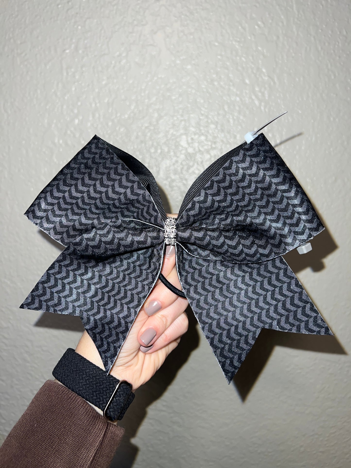 Black and Gray Chevron Print Bow